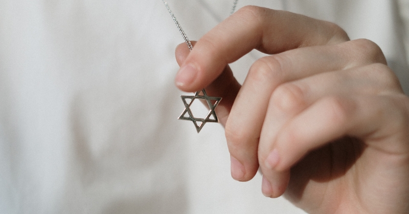 שרשרת עם תליון