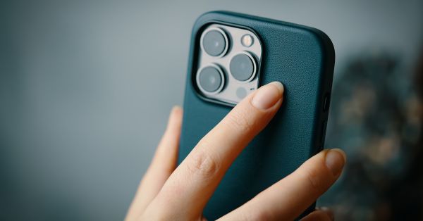 צרכנות חכמה ודיגיטל: המדריך המלא לרכישת אייפון וחיסכון בעלויות